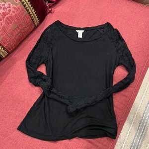 Black lace sleeve top